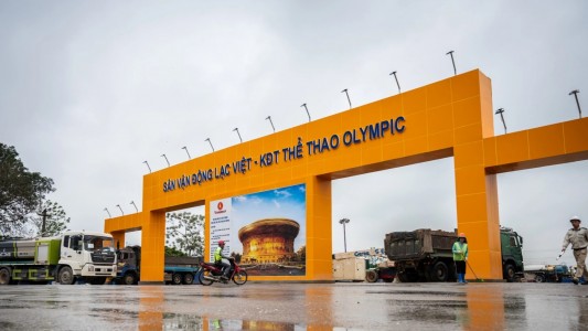 Sân vận động Lạc Việt 135.000 chỗ tăng tốc thi công sau 3 tháng – “siêu dự án” hơn 925.600 tỷ tại phía Nam Hà Nội