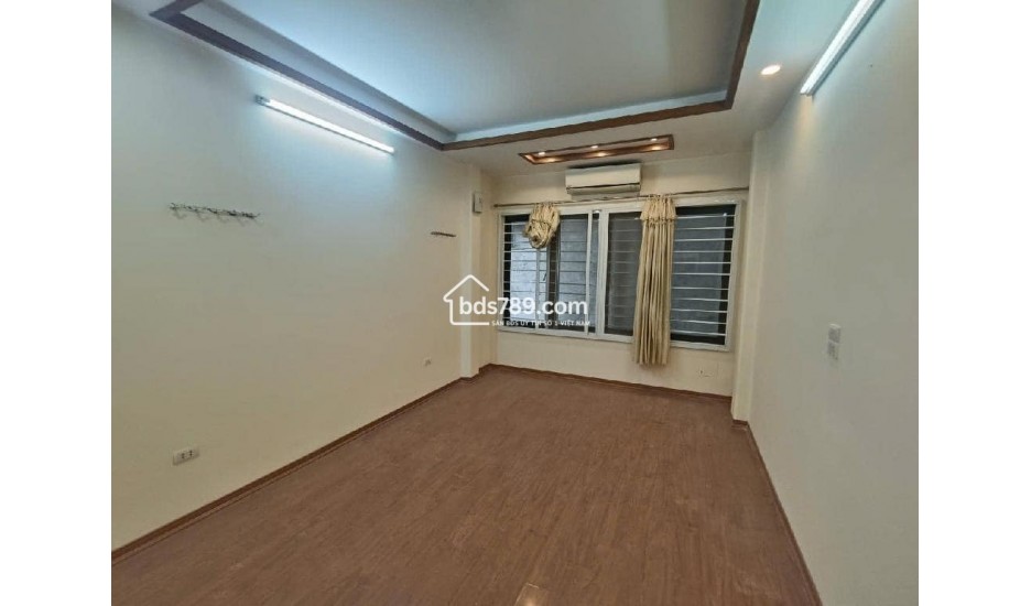 BÁN NHÀ QUẬN THANH XUÂN - 44M² X 4 TẦNG