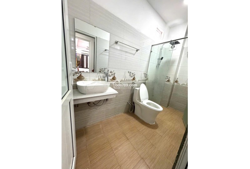 Bán nhà ngõ 6 Chiến Thắng, La Khê, Hà Đông - 30m² - 5 tầng - Giá chỉ 5.4 tỷ