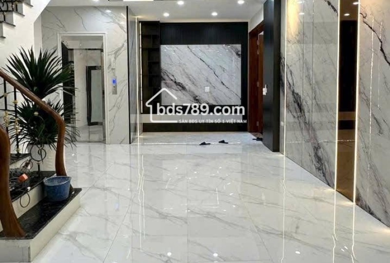 Bán nhà Kim Ngưu Hai Bà Trưng, diện tích 71m2, 5 tầng, giá 12 tỷ