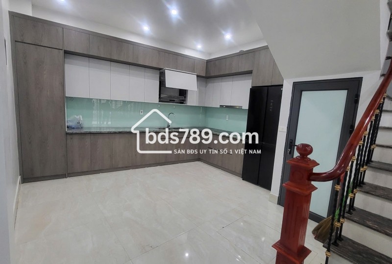 Cho Thuê Nhà Riêng Lô Góc Quan Nhân, Thanh Xuân – Nhà Mới, Tiện Ích Đầy Đủ