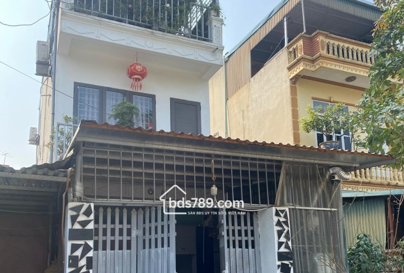 Chính chủ bán nhà tại Hữu Hòa, Thanh Trì - Nhà 3 tầng tự xây, ô tô vào tận nhà - Giá 4,2 tỷ