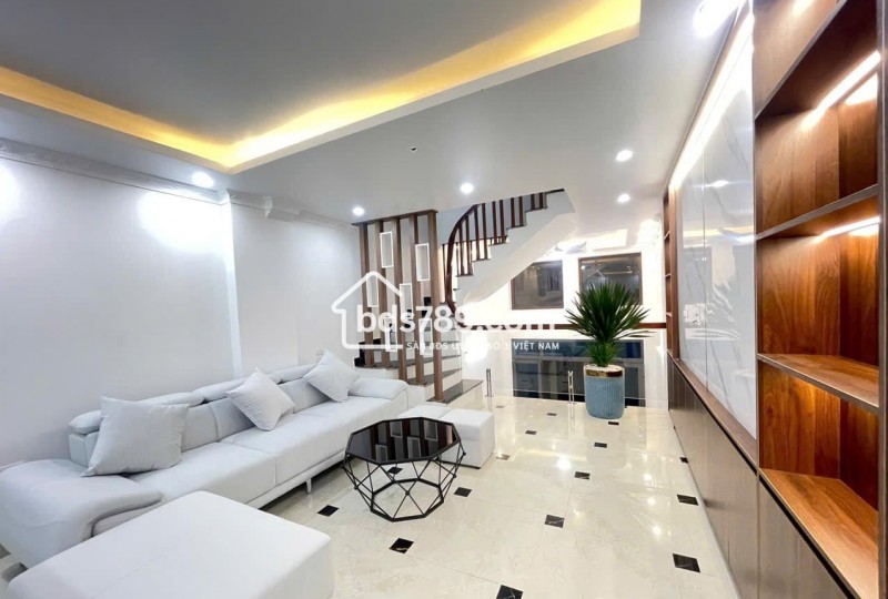 Bán nhà mới đẹp tại Kim Giang, Thanh Xuân - Diện tích 42m², 5 tầng, giá chỉ 7,3 tỷ