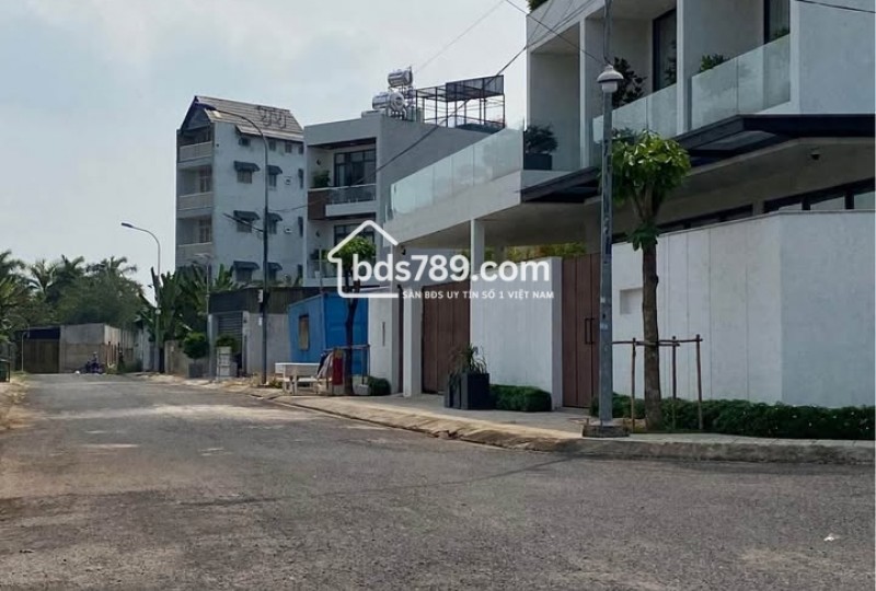 Bán Đất Đẹp 130m2 Cạnh Đông Tăng Long Võ Văn Hát Quận 9 TP Thủ Đức