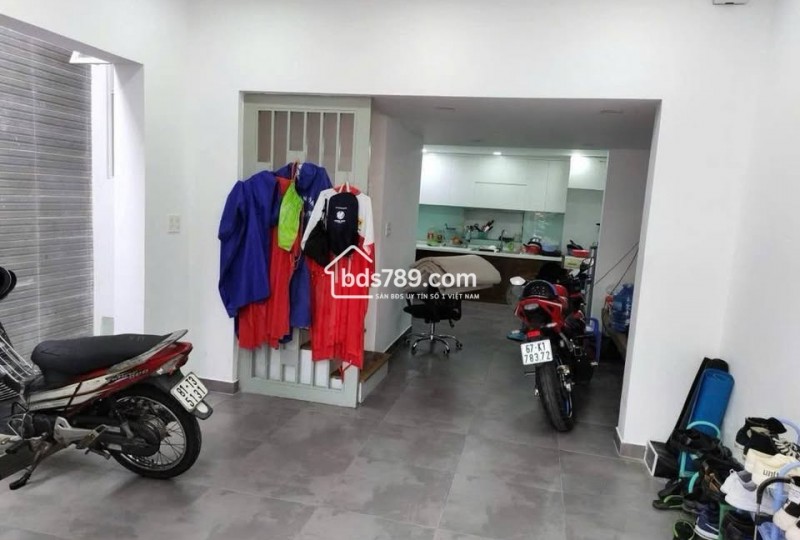 Nhà Đẹp Huỳnh Tấn Phát Quận 7 Gần Khu Chế Xuất Tân Thuận Giá Tốt