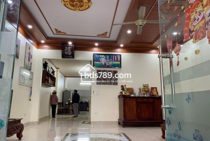 Gia Đình Cần Bán Nhà C4 Còn Mới Tại Lý Nhân Tông, Phường Đông Thọ, TP Thanh Hóa