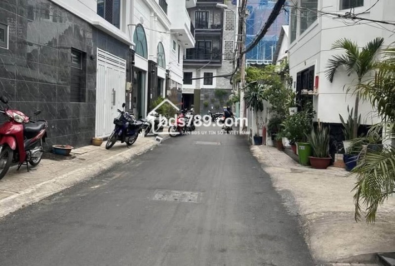 Bán Nhà C4 Ni Sư Huỳnh Liên Giáp Quận 10 Diện Tích 100m2 Giá 6.5 Tỷ
