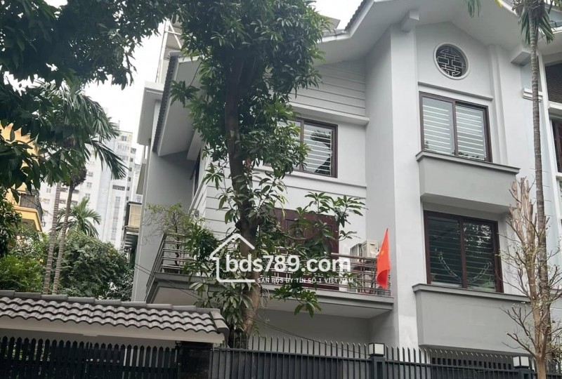 Cho thuê nhà biệt thự nguyên căn KĐT Văn Khê – 170m² x 3 tầng, full nội thất, ô tô đỗ ngày đêm