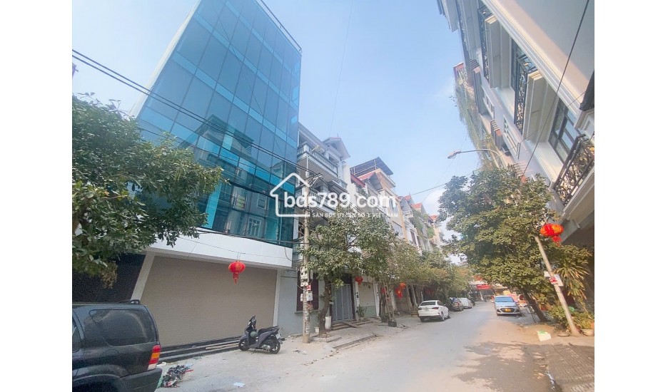 Cho thuê tòa nhà văn phòng 7 tầng mặt phố Trần Đăng Ninh, Hà Đông – 85m²/sàn, thang máy, giá 60 triệu/tháng