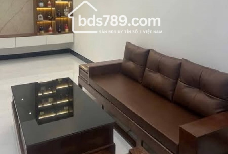 BÁN NHÀ CẤP 4 – PHƯỜNG TRẦN PHÚ, HỒNG KÔNG