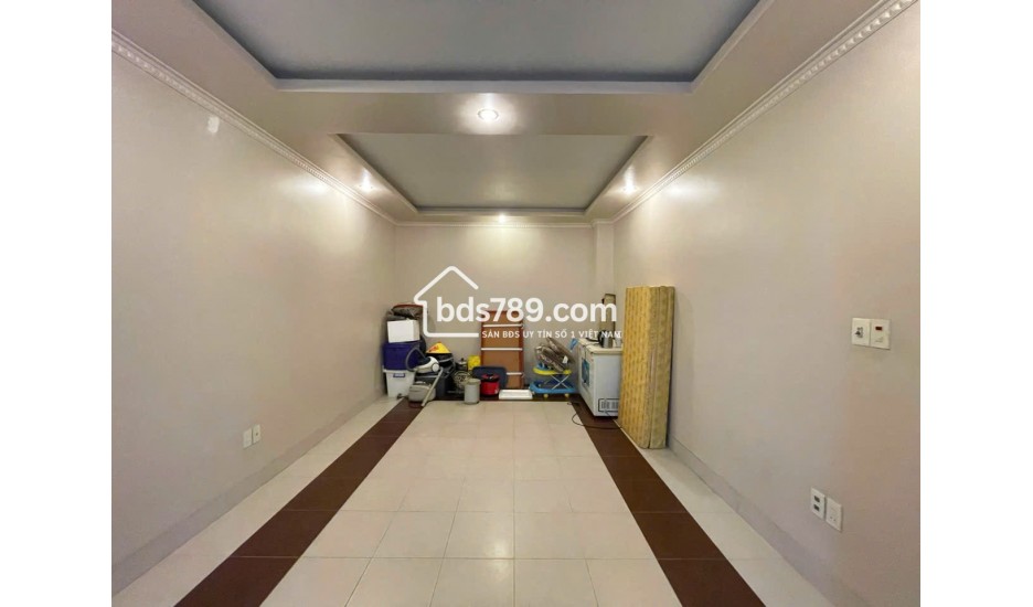 Bán Nhà 4 Tầng dân xây Lô 22 Lê Hồng Phong Ngô Quyền Hải Phòng, vị trí đẹp, giá 7.39 tỷ.