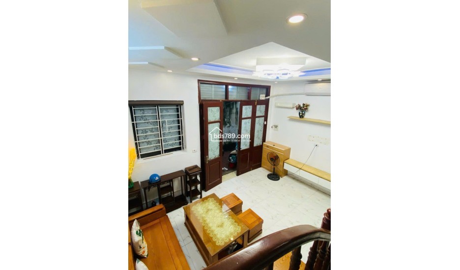 NHÀ ĐẸP TRUNG TÂM HÀ ĐÔNG – GẦN PHỐ QUANG TRUNG – 4.5 TẦNG CHUẨN CÔNG NĂNG