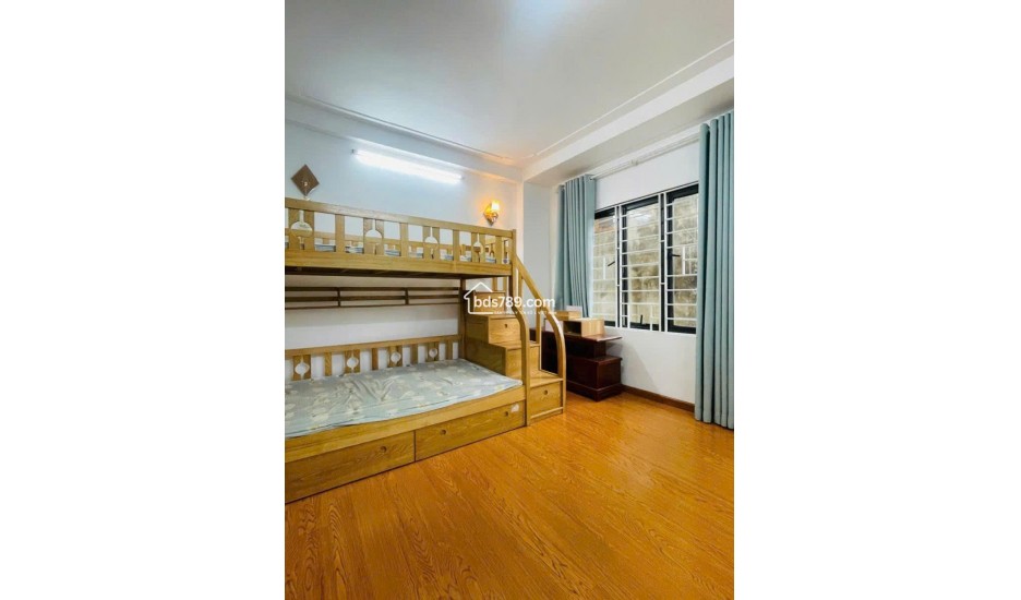 NHÀ ĐẸP TRUNG TÂM HÀ ĐÔNG – GẦN PHỐ QUANG TRUNG – 4.5 TẦNG CHUẨN CÔNG NĂNG