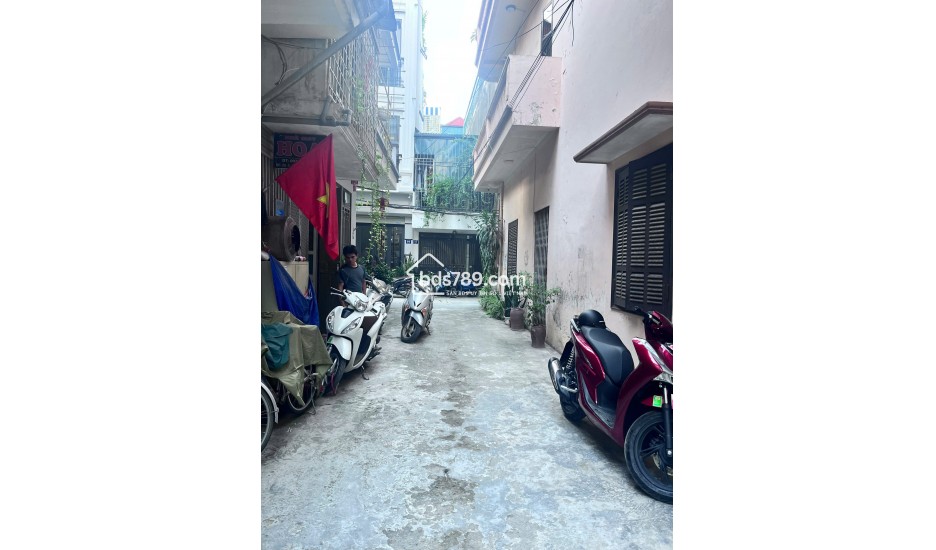 NHÀ ĐẸP BẾ VĂN ĐÀN – QUANG TRUNG – 4.5 TẦNG – GIÁ 5.9 TỶ – Ô TÔ ĐỖ CỬA