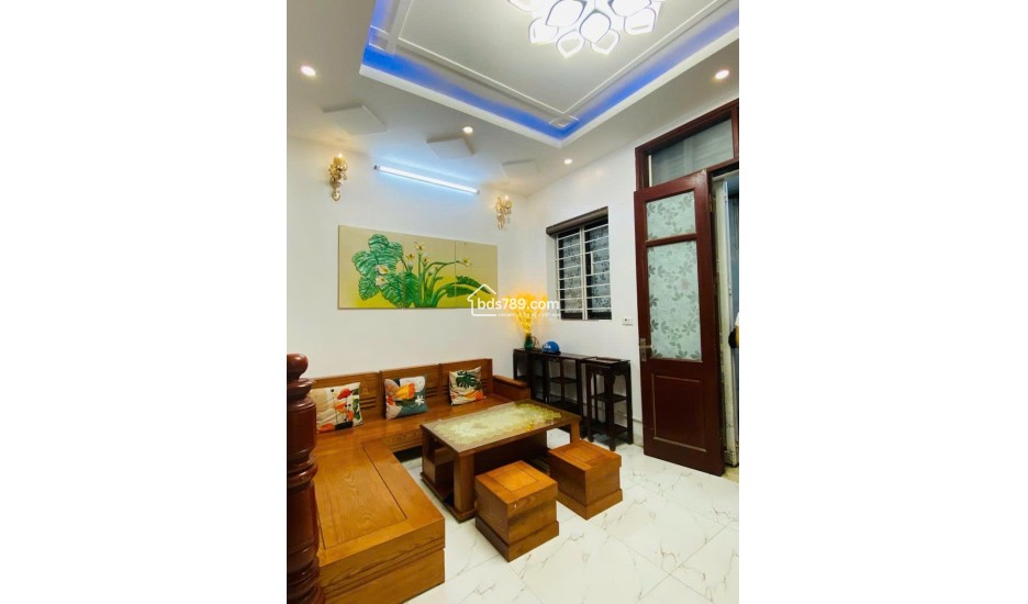 NHÀ ĐẸP TRUNG TÂM HÀ ĐÔNG – GẦN PHỐ QUANG TRUNG – 4.5 TẦNG CHUẨN CÔNG NĂNG