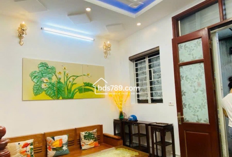 NHÀ ĐẸP TRUNG TÂM HÀ ĐÔNG – GẦN PHỐ QUANG TRUNG – 4.5 TẦNG CHUẨN CÔNG NĂNG