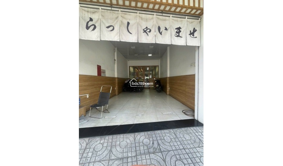 Cho thuê nhà, mặt bằng kinh doanh 140 m² mặt tiền 61 phan huy ích p 15 q Tân Bình