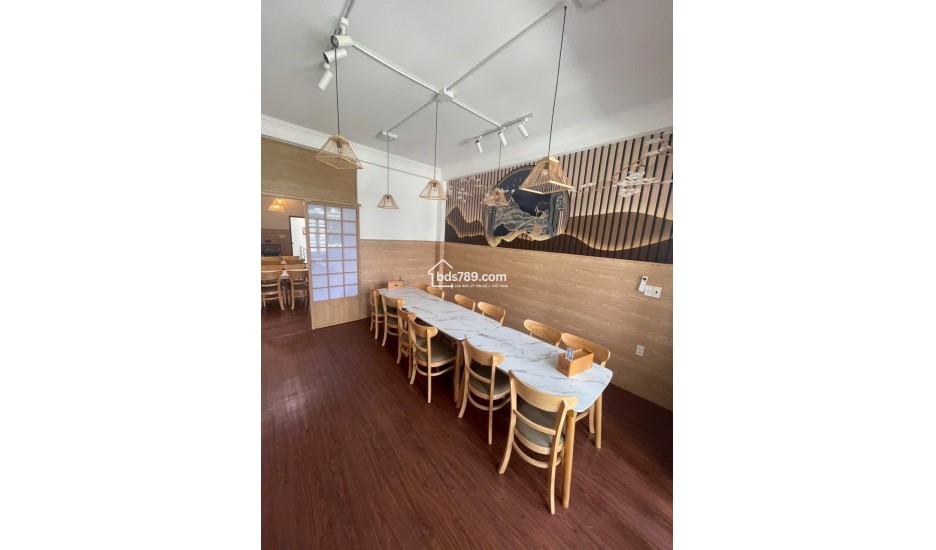 Cho thuê nhà, mặt bằng kinh doanh 140 m² mặt tiền 61 phan huy ích p 15 q Tân Bình