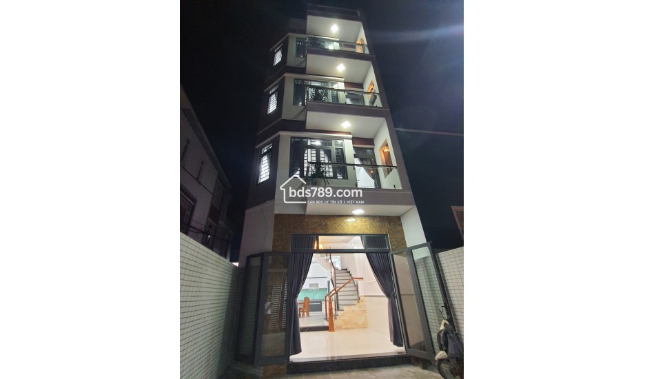 Bán nhà góc hai mặt tiền đường 11 Trường Thọ Thủ Đức TPHCM,LH 0909428959