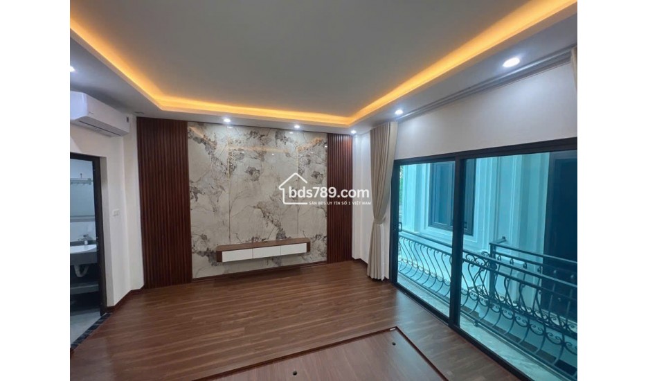 Bán nhà Trần Phú - giá 9,95 tỷ - 34m2 -Nhà mới xây-THANG MÁY SẴN