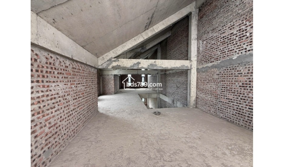 BÁN NHÀ LÊ TRỌNG TẤN 4 TẦNG LÔ GÓC (2 THOÁNG) - VIEW VƯỜN HOA - ĐƯỜNG NỘI KHU Ô TÔ - VỈA HÈ RỘNG - Ở CỰC SƯỚNG - 160 M2 MẶT TỀN 8 M2 - GIÁ CHỈ 29,6 TỶ