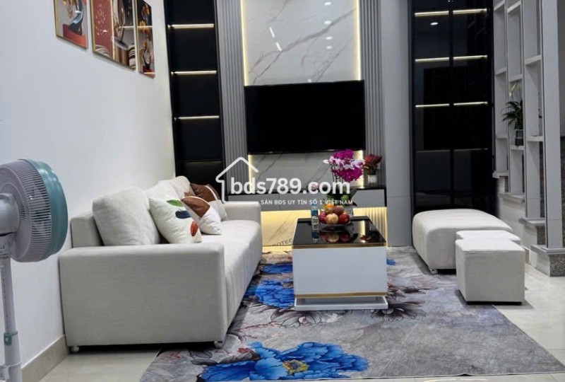 Bán nhà La Nội-giá 6,35 tỷ-diện tích 42 m2-full công năng-CĂN GÓC 3 THOÁNG