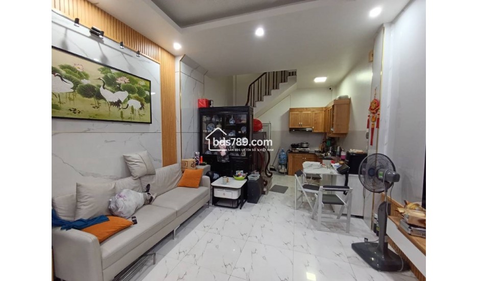 NGÔ QUYỀN-hà đông-33m2-9,5 Tỷ-oto đỗ cửa-nhà vị trí đẹp