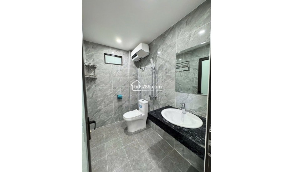 Bán nhà riêng Ngô Quyền_Hà đông_35m2_Hơn 9tỷ_Sân trước nhà thoáng vĩnh viễn_Hiếm!