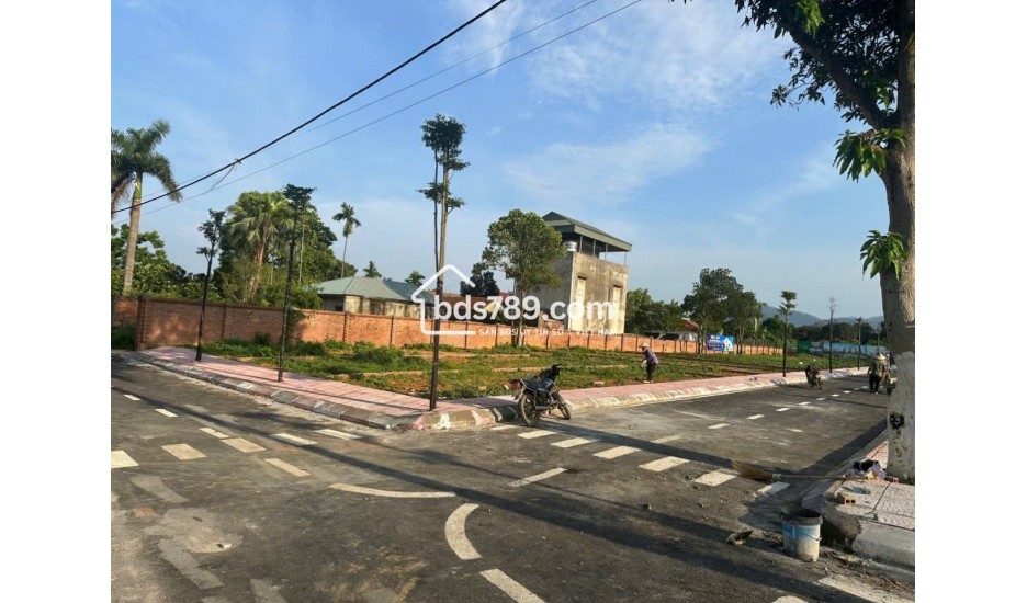 Chính chủ bán lô đất ở Hoà Lạc ( Phú Cát) gần Trường Đại học Quốc gia, FPT