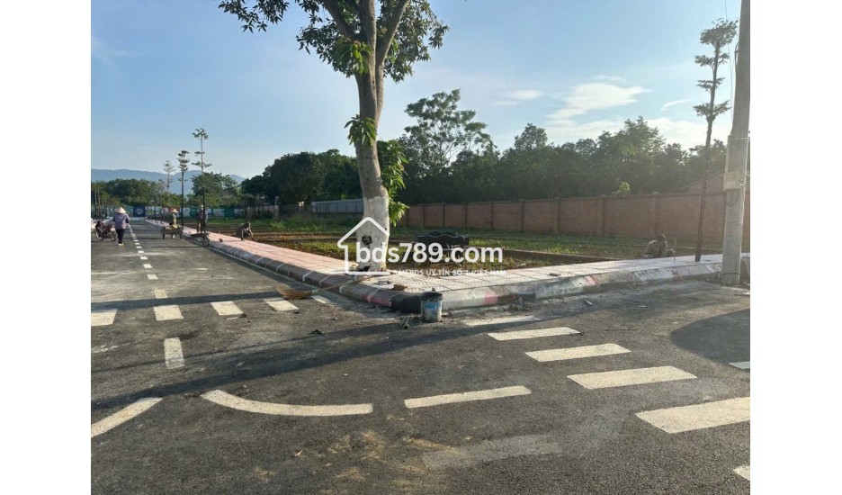 Chính chủ bán lô đất ở Hoà Lạc ( Phú Cát) gần Trường Đại học Quốc gia, FPT