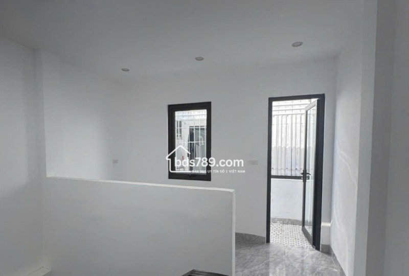 Bán nhà riêng xóm Bồi Thọ Cao Viên Thanh Oai 33,7m², 3 tầng, ô tô đỗ cửa