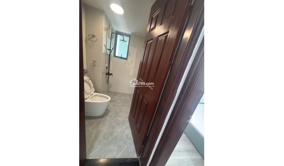 Bán căn hộ VOV Mễ Trì tòa CT2 C căn góc ban công Đông Nam full nội thất