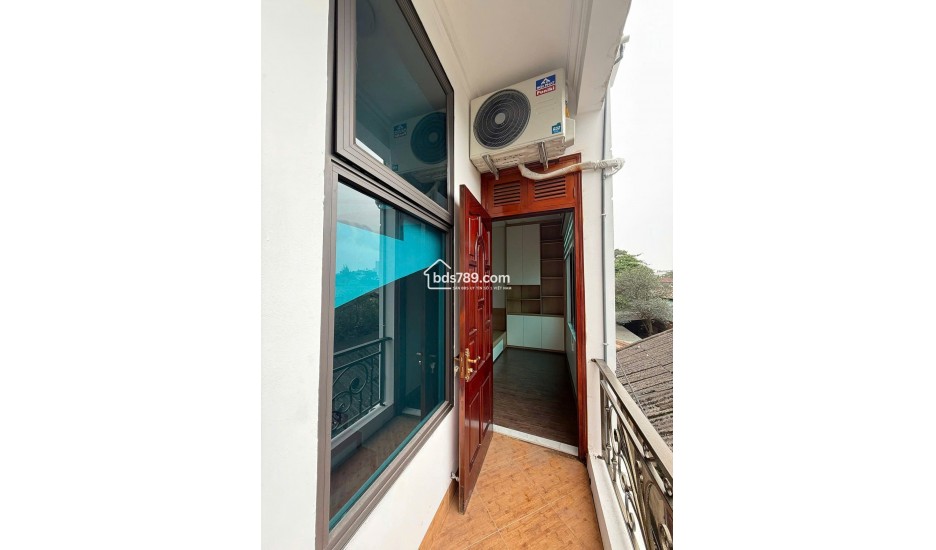 Bán nhà Yết Kiêu Hà Đông 5 tầng, ô tô đỗ cửa, gần Cầu Trắng, giá 9.2 tỷ