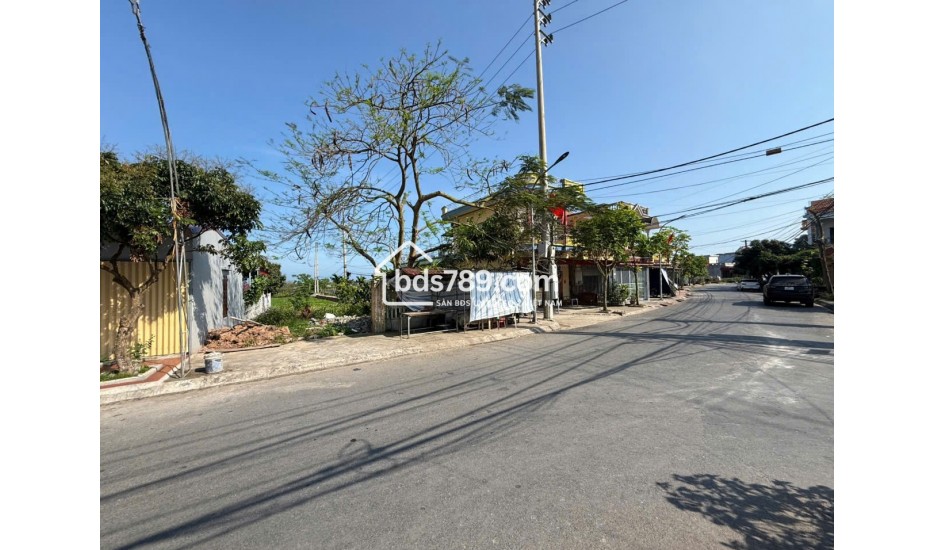 Chính chủ bán lô đất TT Quất Lâm, mặt đường trục chính kinh doanh