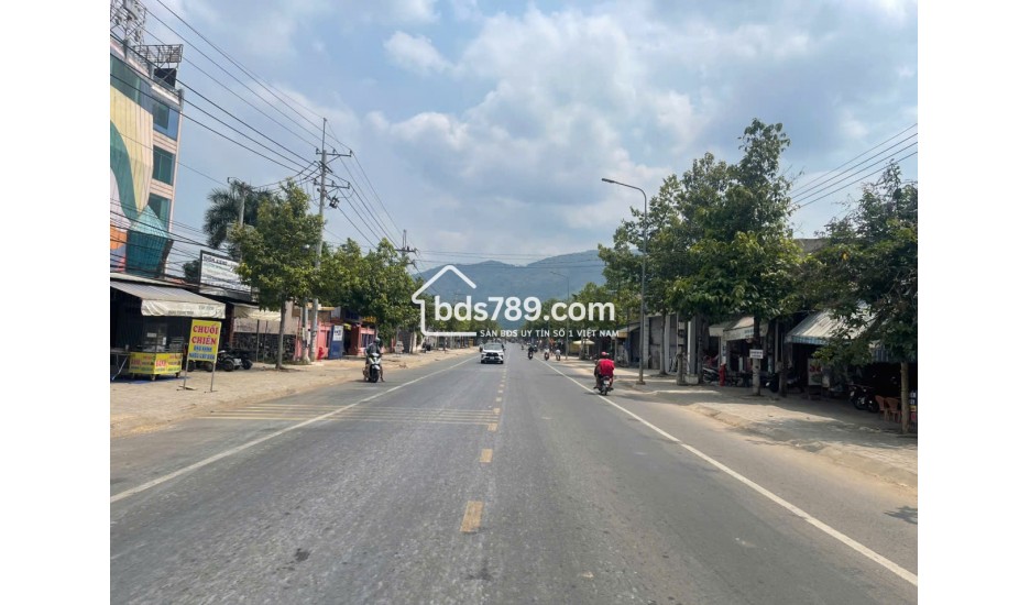 Đất Suối Cát 2 Mặt Tiền – Gần Núi Chứa Chan – Giá Tốt Đầu Tư