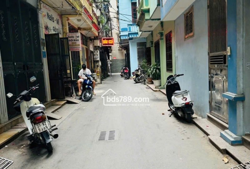 BÁN NHÀ PHÂN LÔ PHÙNG HƯNG – NGÕ THÔNG – GẦN PHỐ – GẦN BV 103 – NHÀ DÂN XÂY CHẮC CHẮN