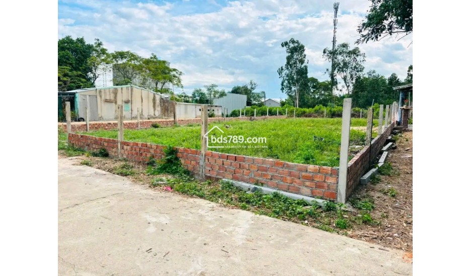 Chỉ 1tỷ290 sở hữu ngay 200m² đất ở phường Điện Bàn Bắc - gần chợ Lệ Trạch, liền kề KCN SVIP